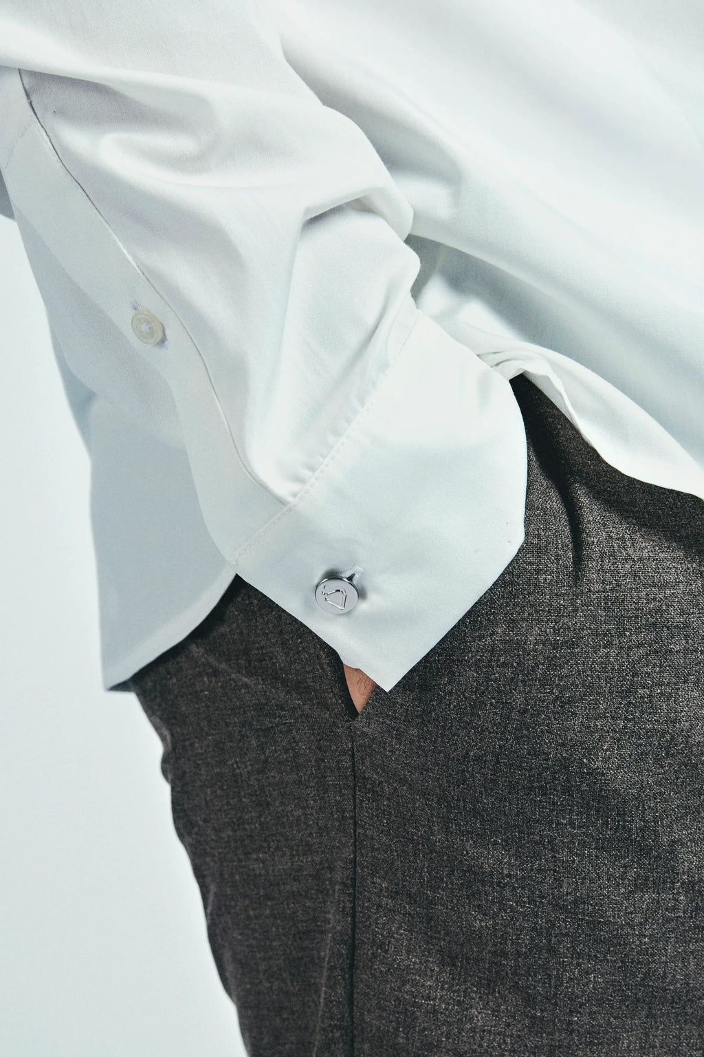 Horizontal Fold Collar Shirt