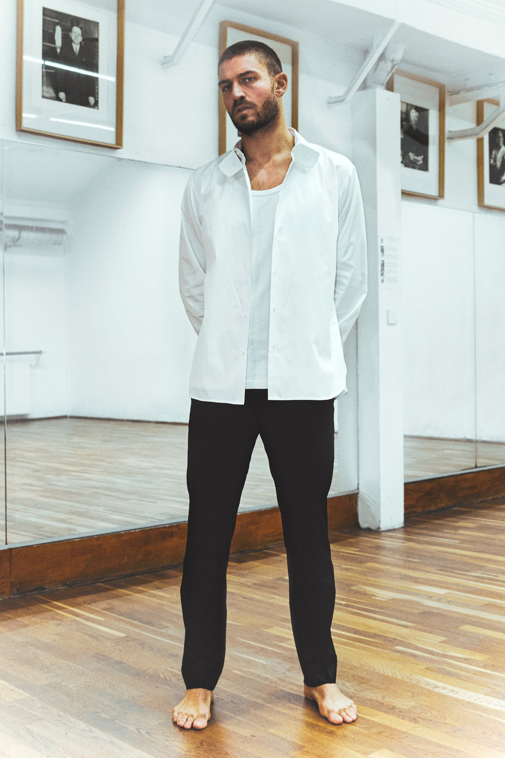 (SOON) Fold-over collar shirt
