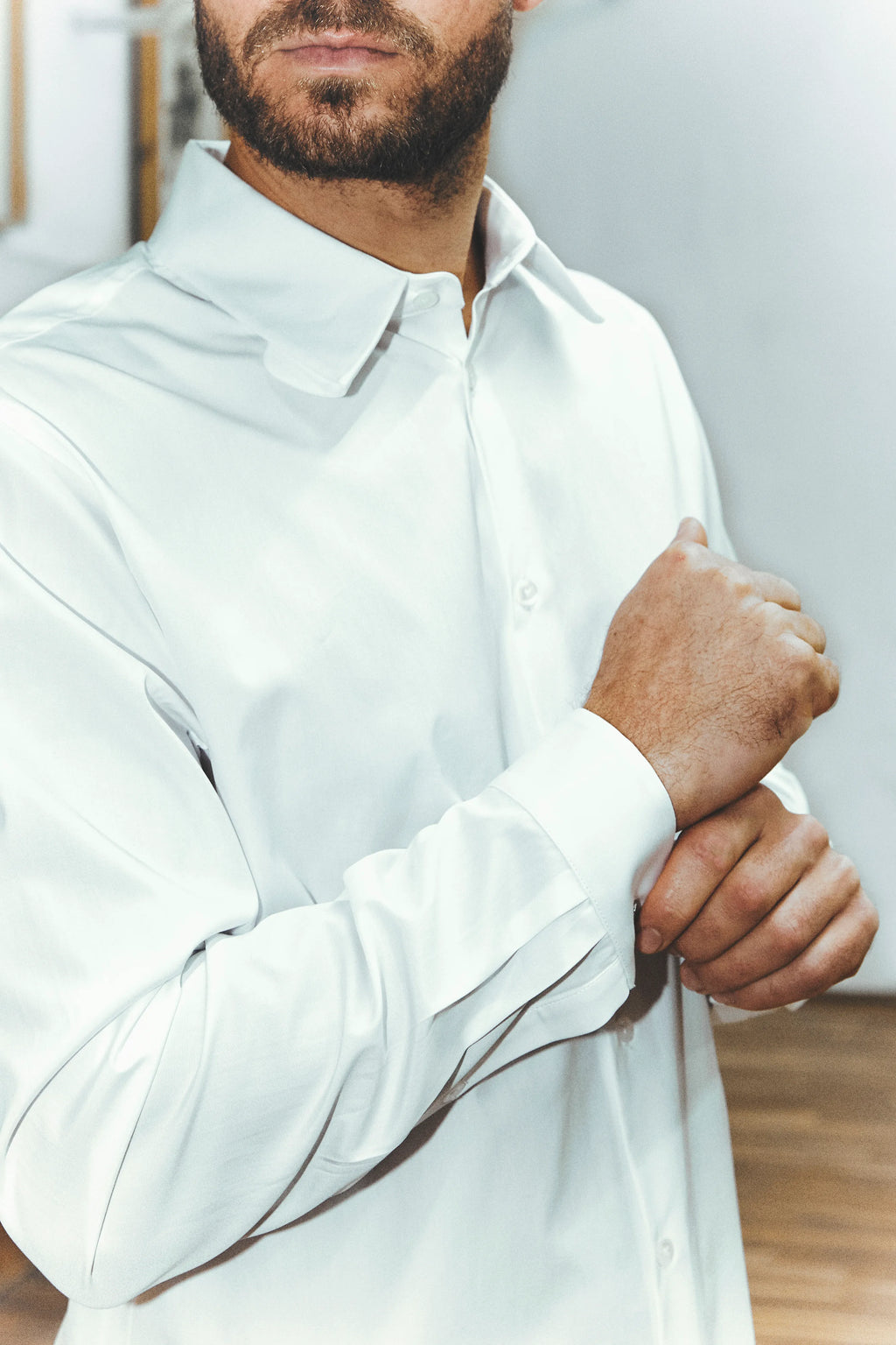 (SOON) Fold-over collar shirt